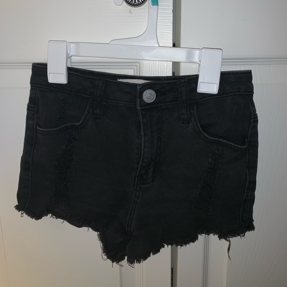 RSQ black distressed jean shorts